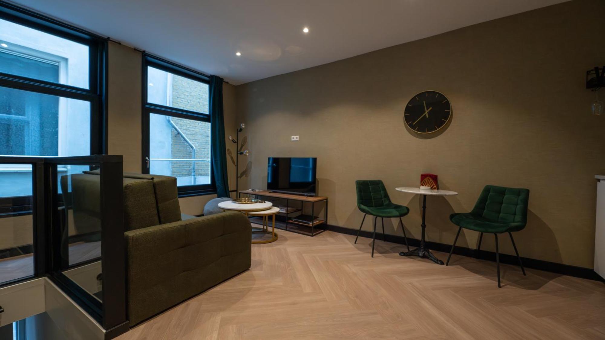 Downtown Suite L'Aia Esterno foto
